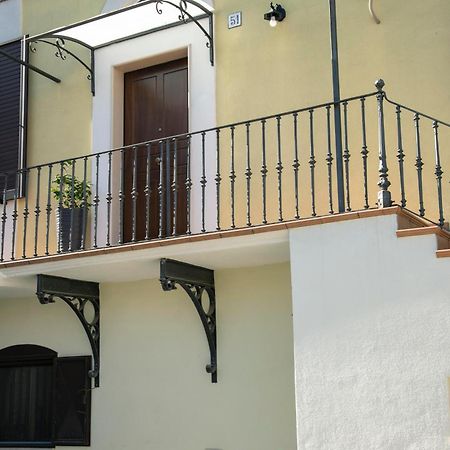 Dimora Camelia Apartman Lucera Kültér fotó